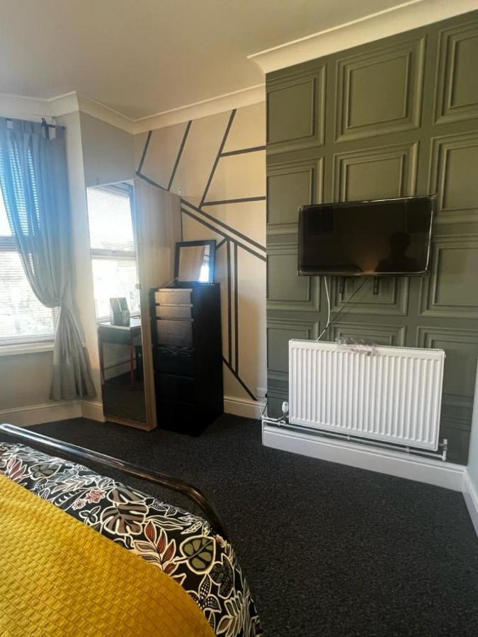 Matipa-Given Apartments Eastleigh Southampton Buitenkant foto