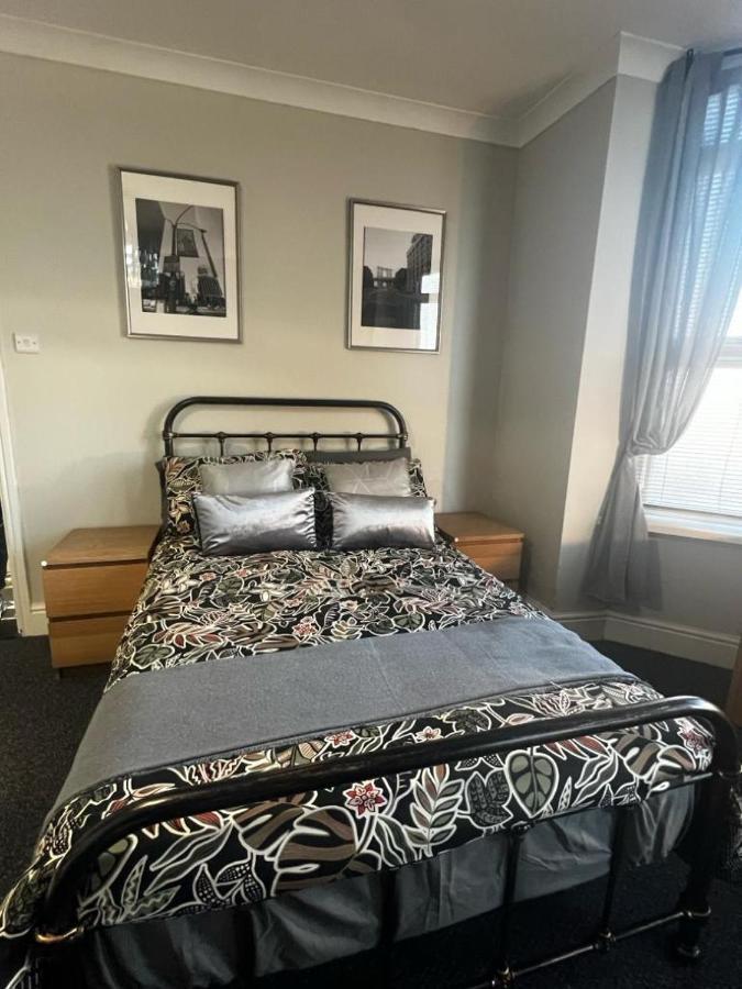 Matipa-Given Apartments Eastleigh Southampton Buitenkant foto